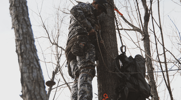 Saddle Hunting Gear: Whitetail Hunting Strategies - Skre Gear