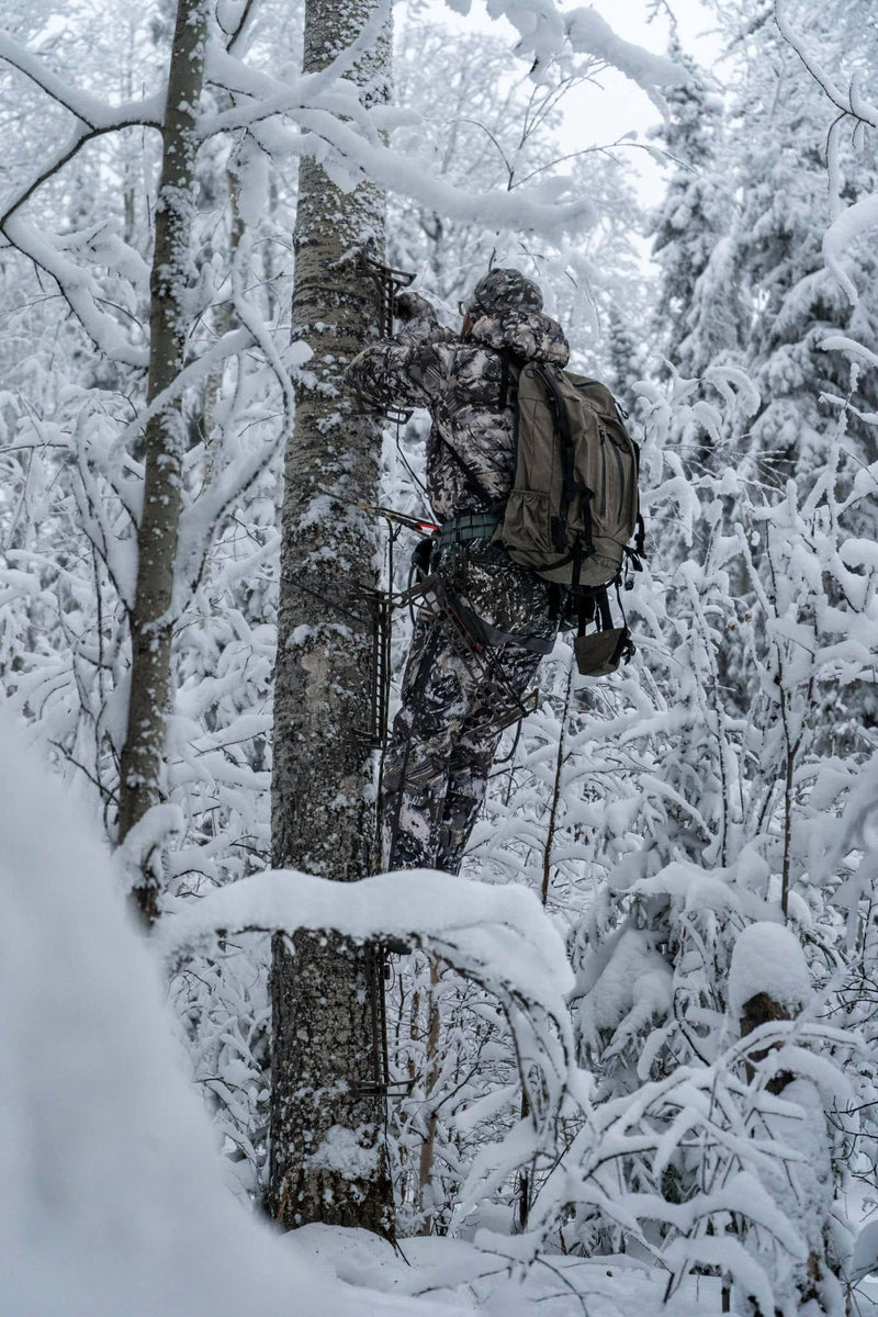What Makes Hunting Gear Durable? Materials That Actually Matter