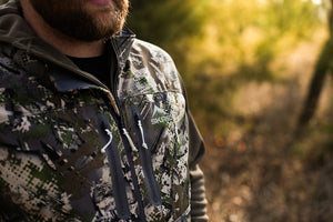 How to Choose the Best Turkey Hunting Clothing for Camouflage and Comfort