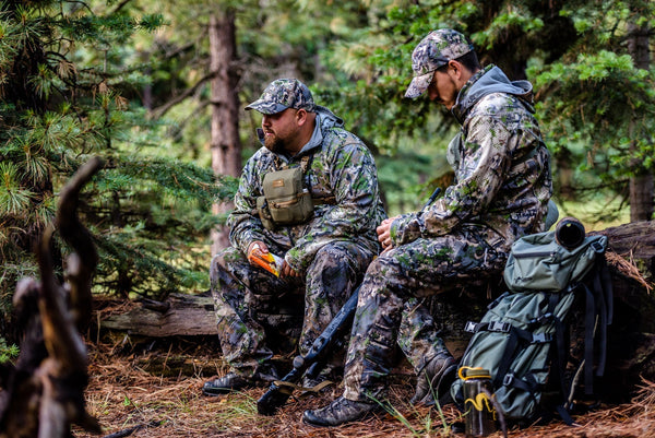 Best Base Layers for Men: Keeping Warm and Dry