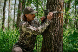 Merino Wool vs Polyester for Hunting: Which Base Layer is Better?