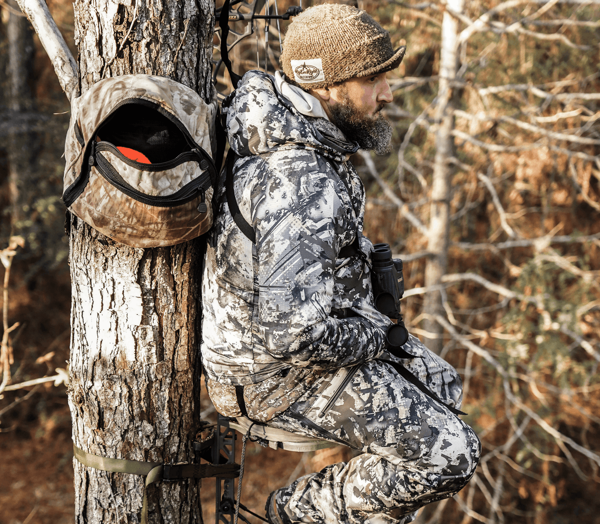 Hunting Camo for Late-Season Whitetail Hunting | SKRE® Gear – Skre 